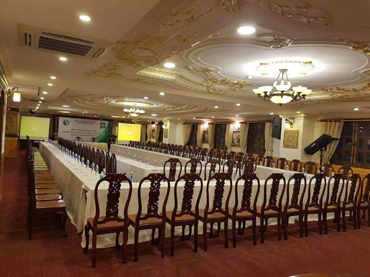 New Pacific Hotel Хошимин Екстериор снимка
